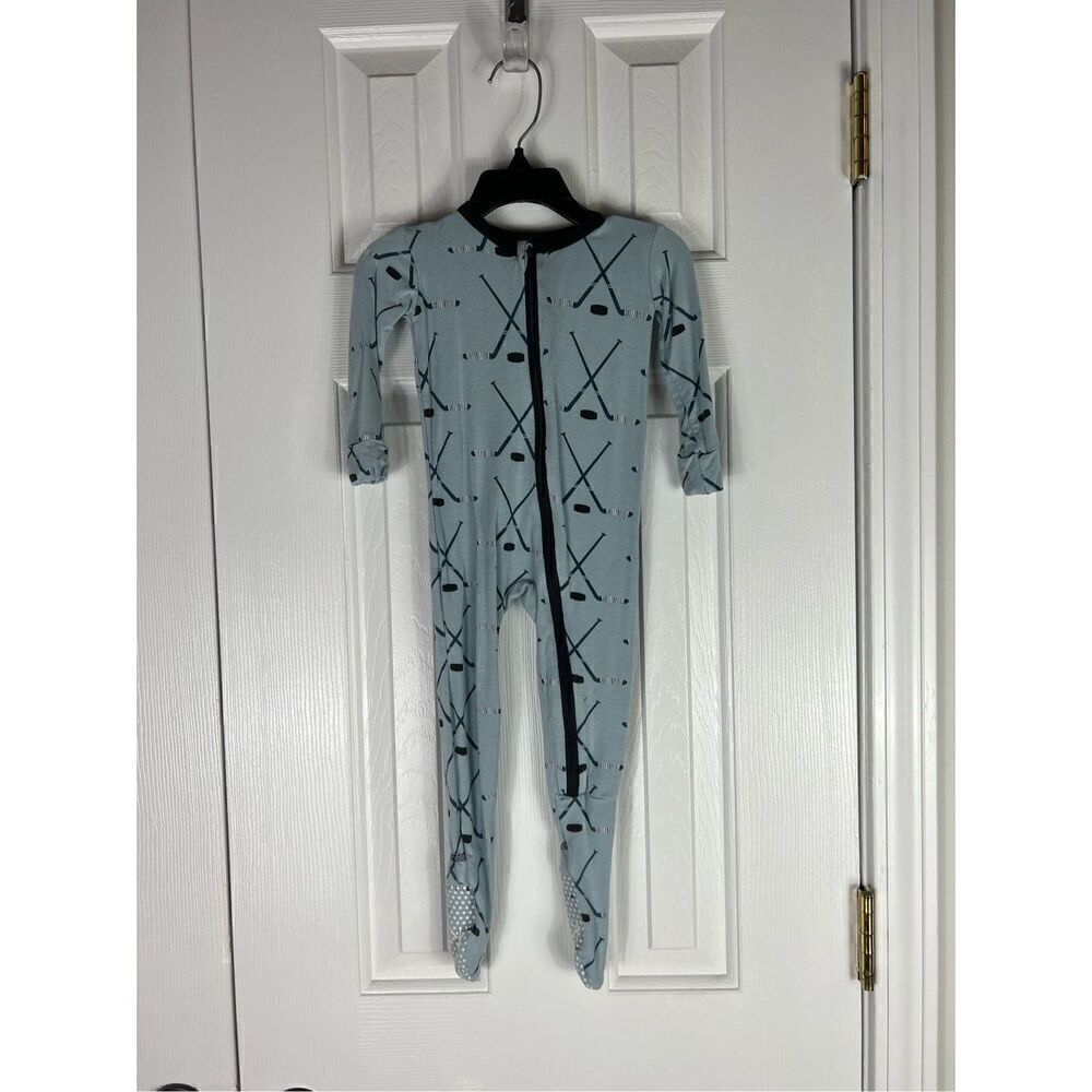 Kickee Pants Boys Hockey Sleeper Size 12/18m